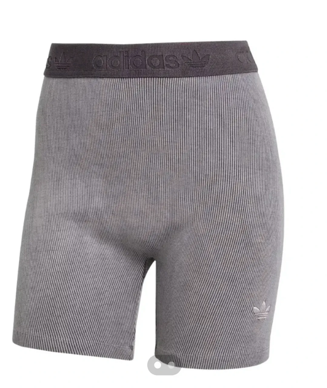 Short adidas - imagen 1