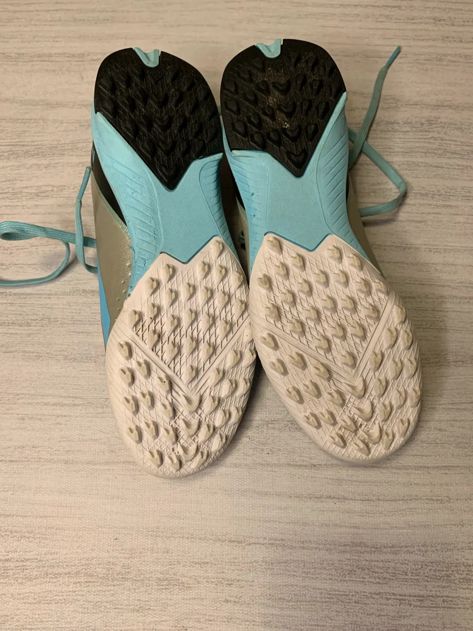 Botín de fútbol adidas - imagen 6