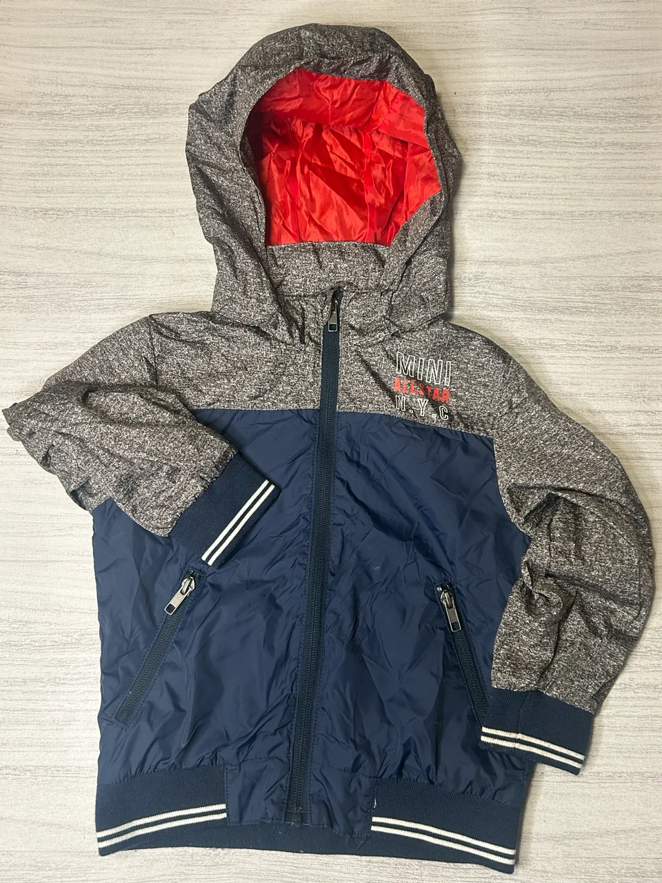 Rompeviento H&M · Talle 3 años / 98 cm