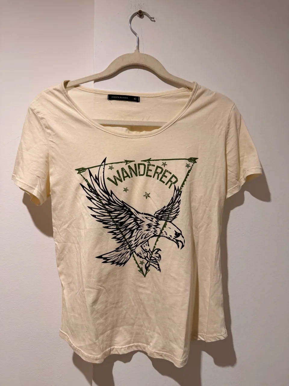 Remera Cuesta Blanca · Talle M
