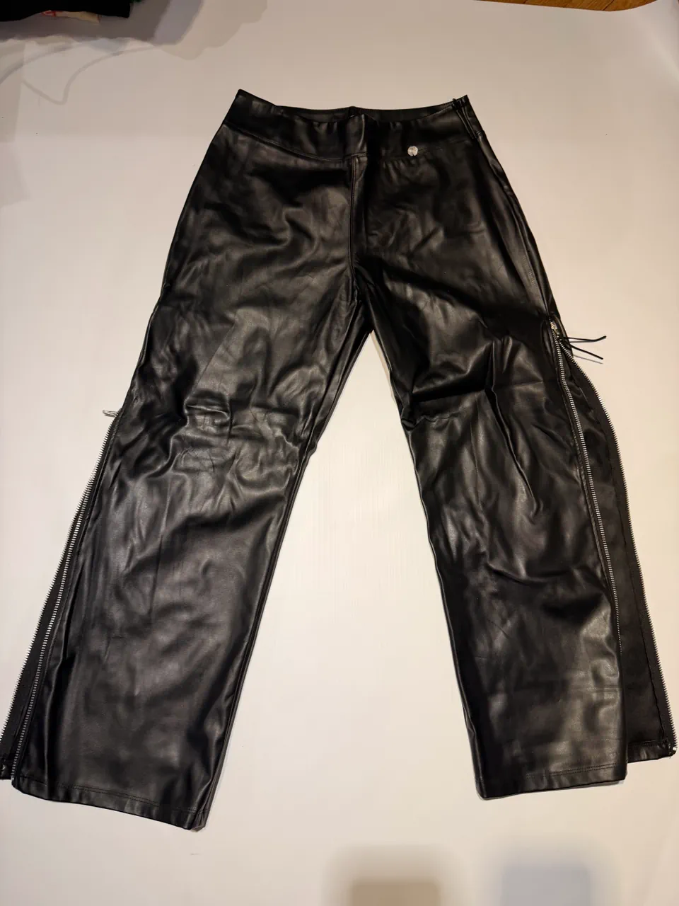 Pantalón We Are Velvet · Talle M