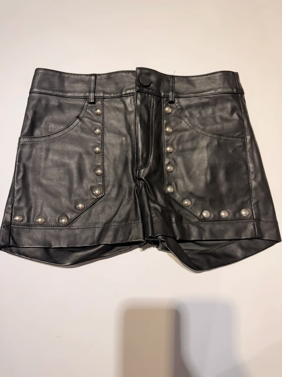 Short Kosiuko · Talle EU 38