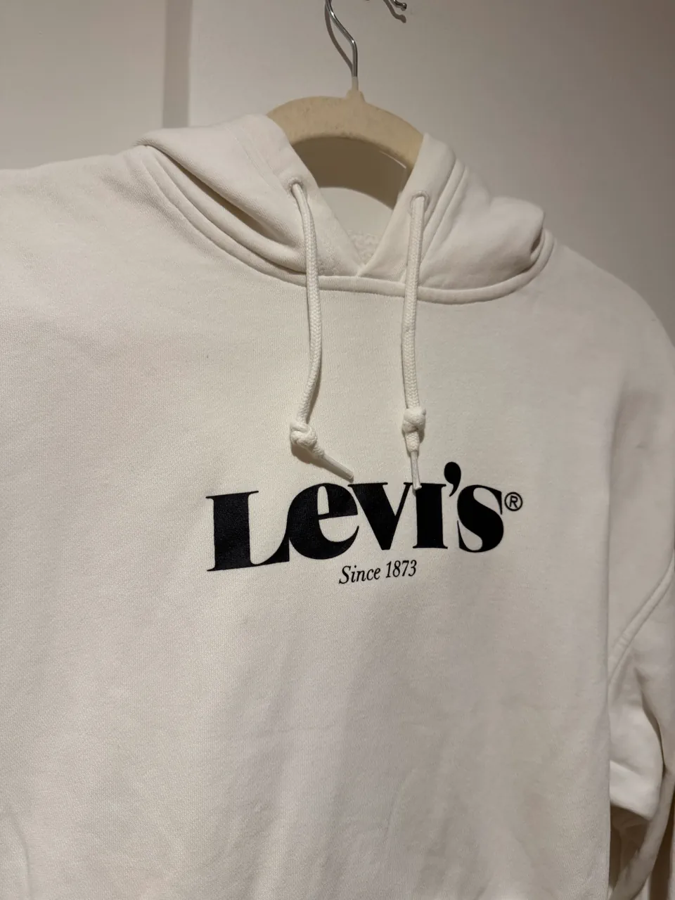 Buzo Levi's · Talle M