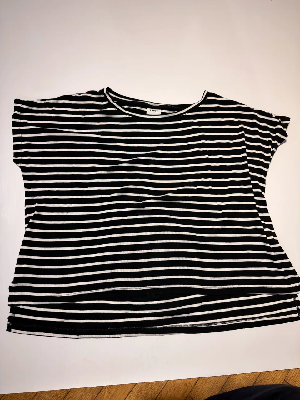 Remera Zhoue - imagen 2