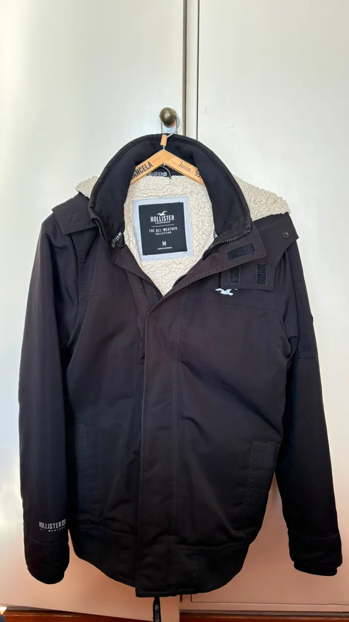 Campera Hollister · Talle M