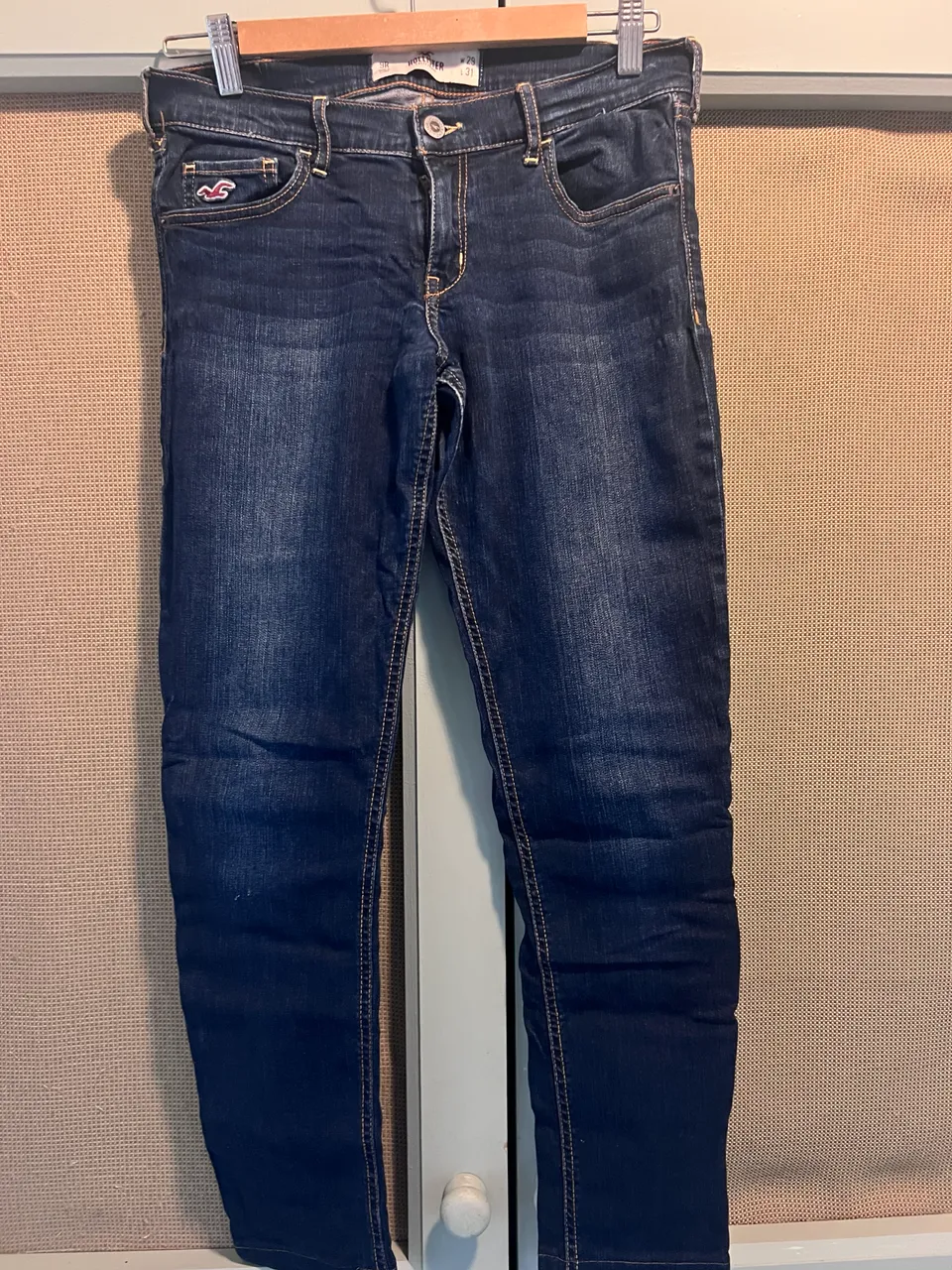 Hollister · Talle US 29