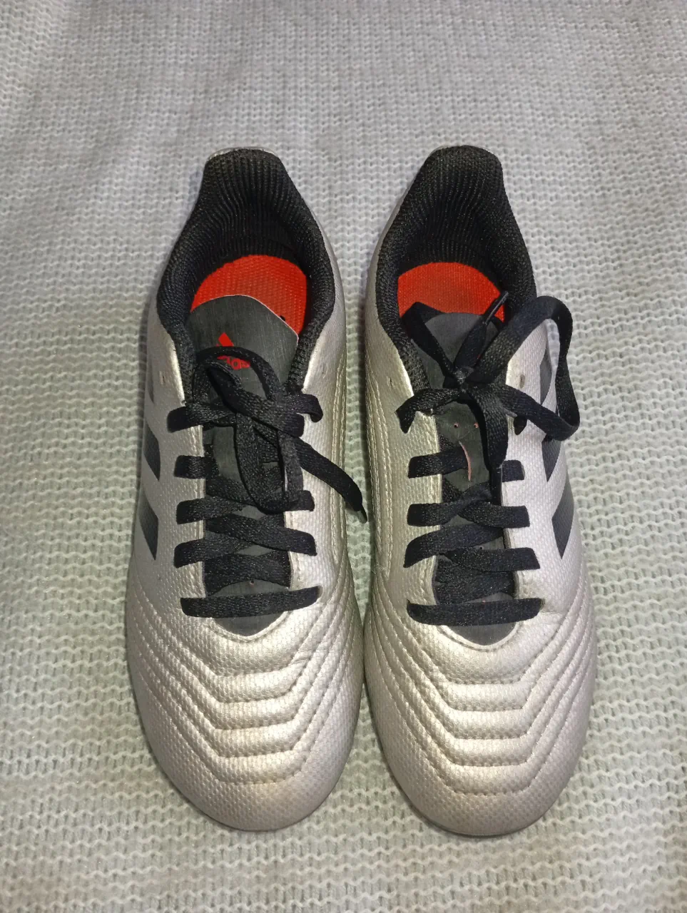 Botín de fútbol adidas - imagen 1