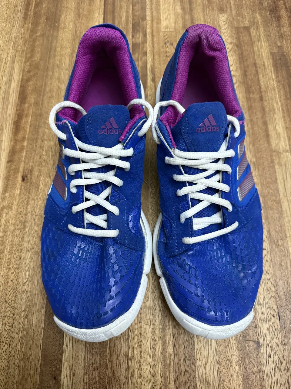 adidas · Talle US 9.5