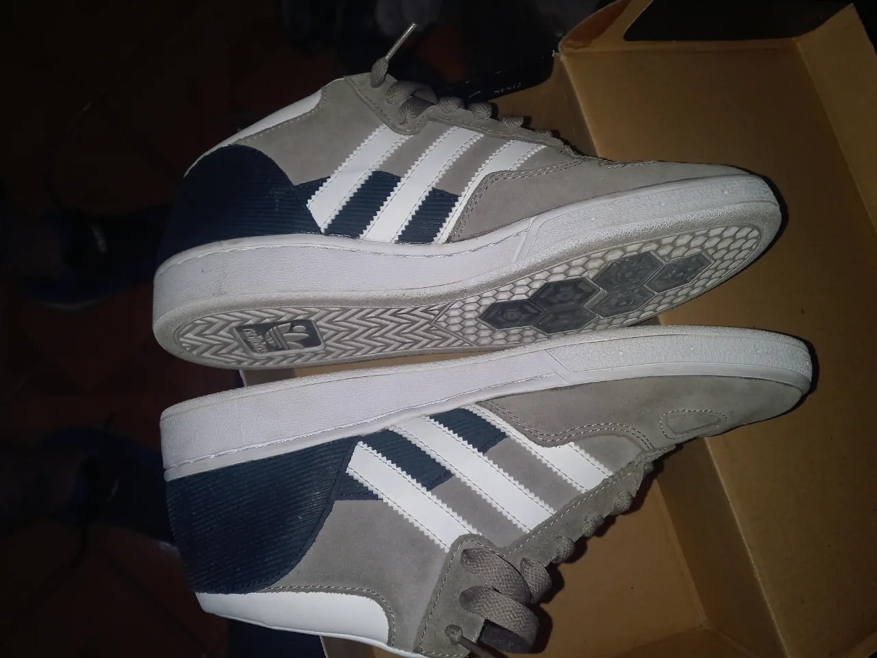 Zapatillas adidas - imagen 1