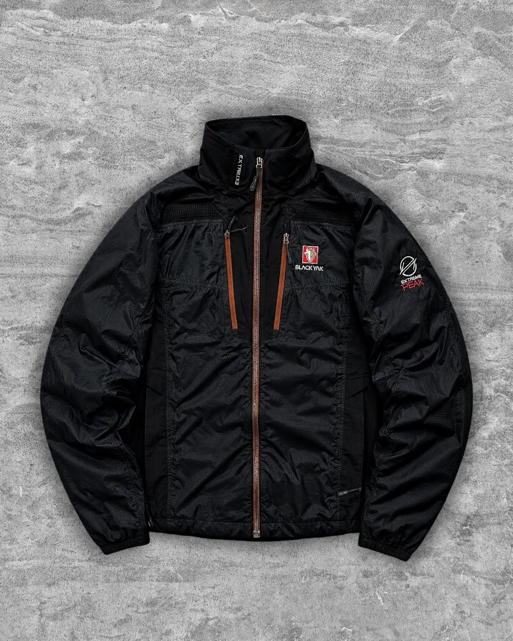 Campera Black yak · Talle M