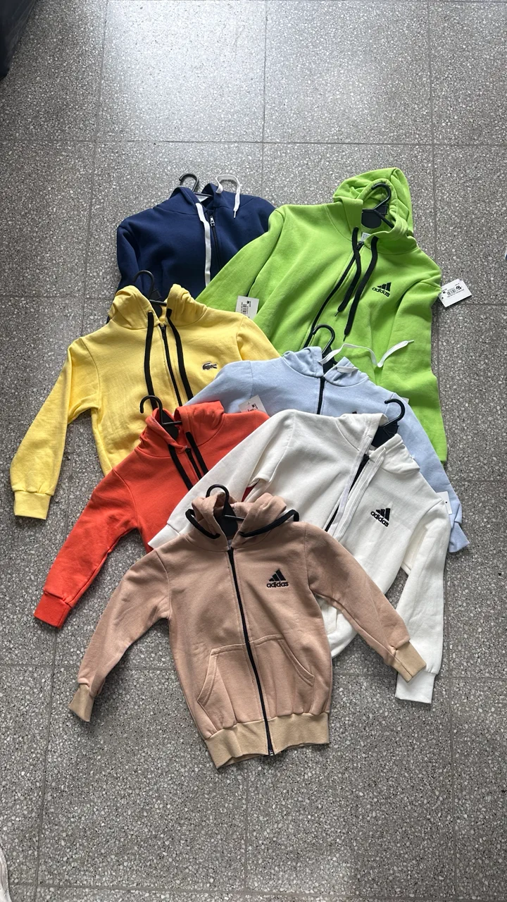 Buzo adidas · Talle Talla única