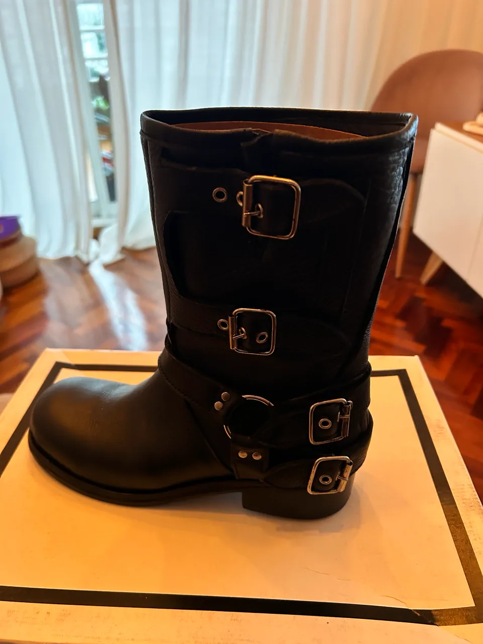 Justina · Talle AR 38