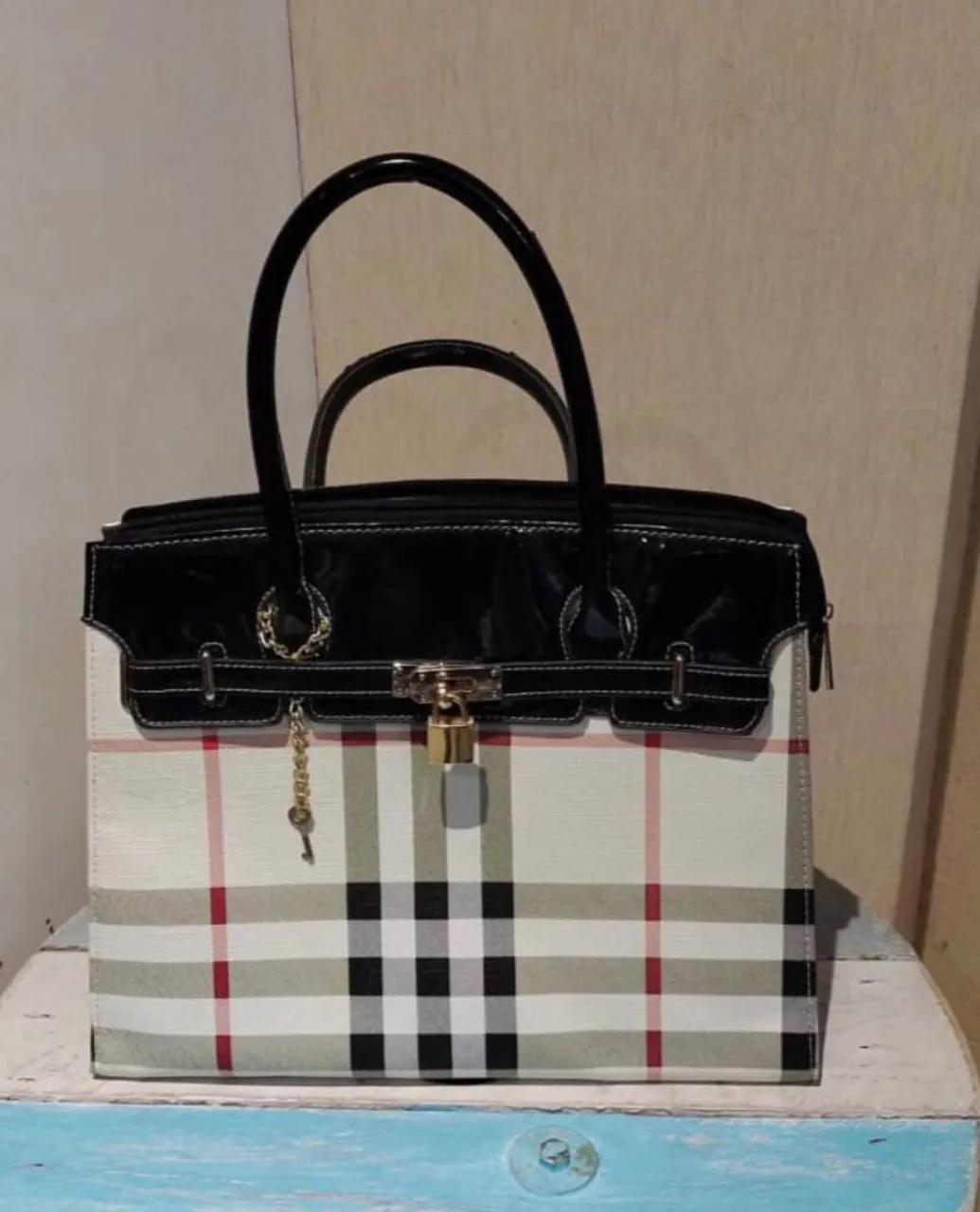 Cartera No tiene - imagen 1
