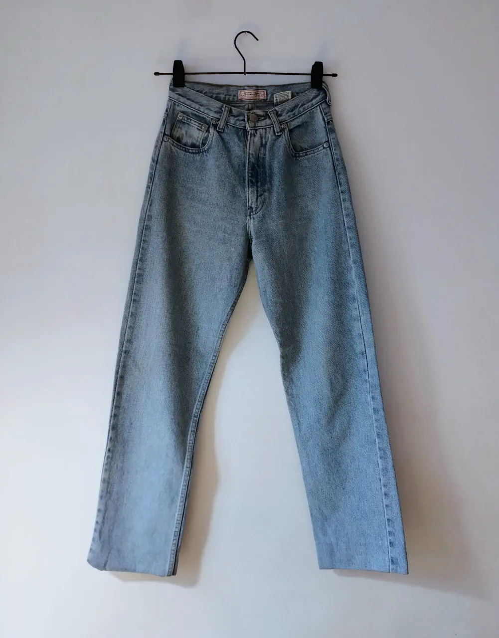 Jean GUESS - imagen 1