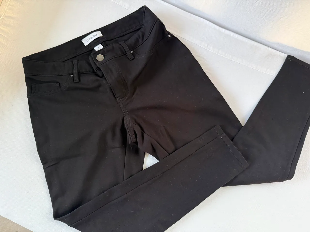 Calvin Klein · Talle 4