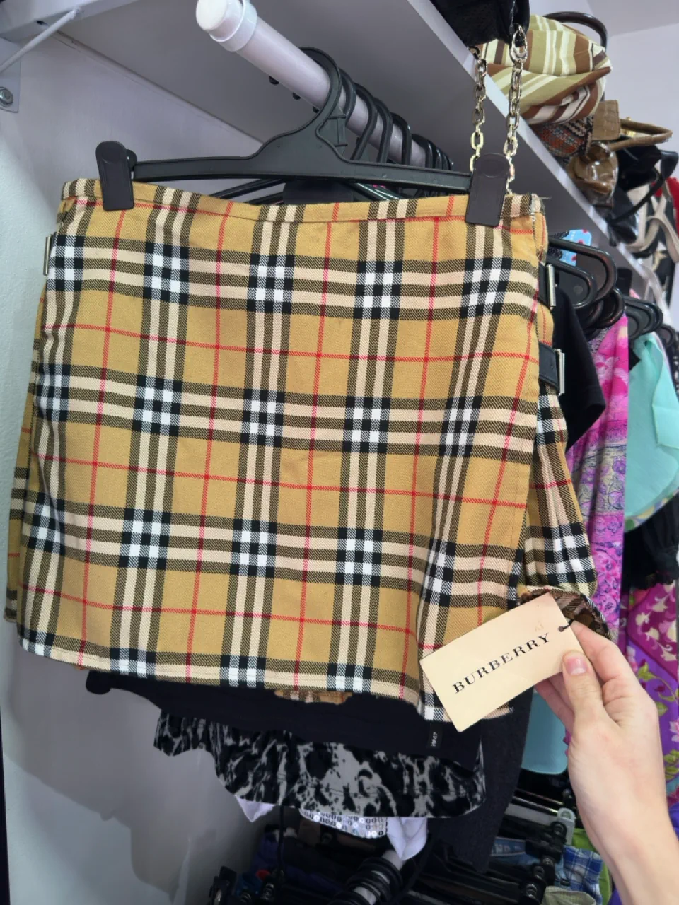 Pollera Burberry - imagen 1