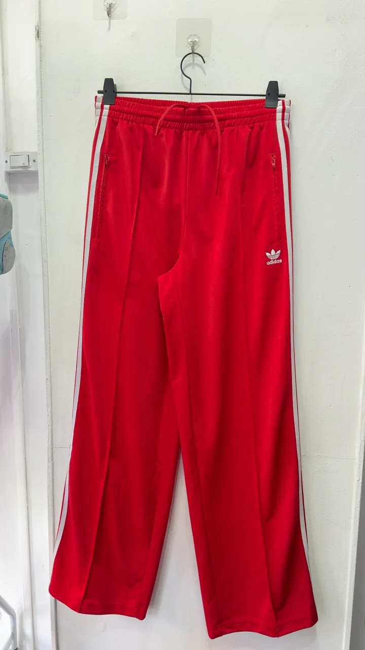 Pantalón adidas - imagen 1