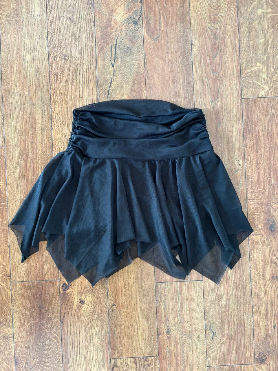 Pollera Praga basics - imagen 1