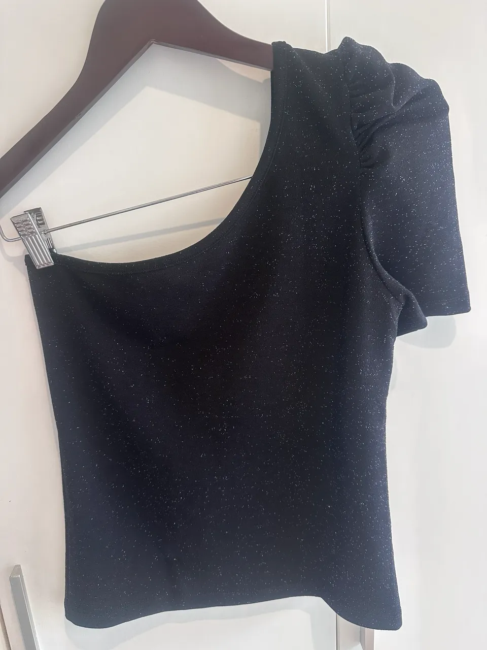 Top Chelaloraa · Talle M