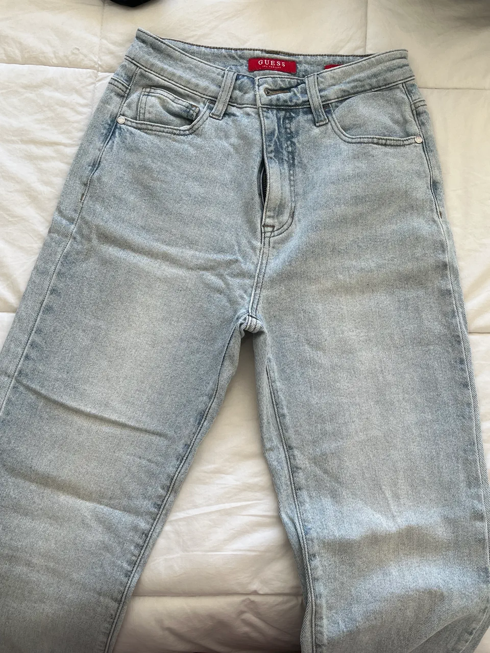 GUESS · Talle US 27
