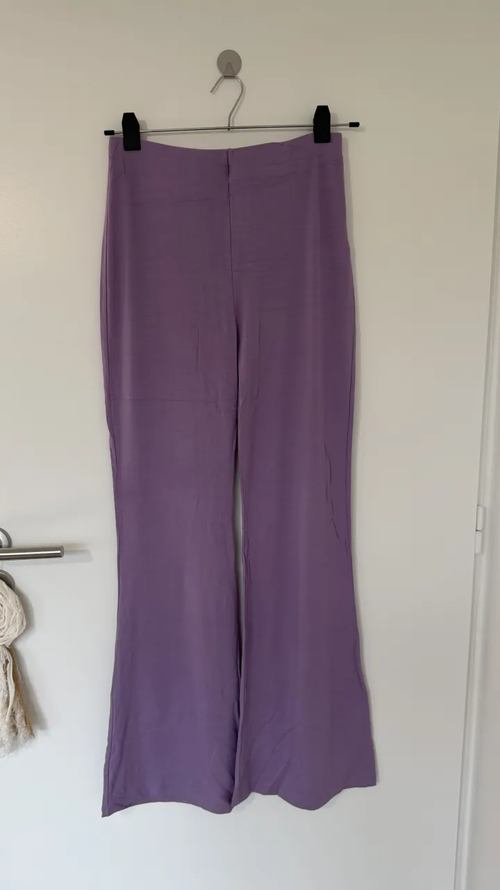Pantalón Zara · Talle M