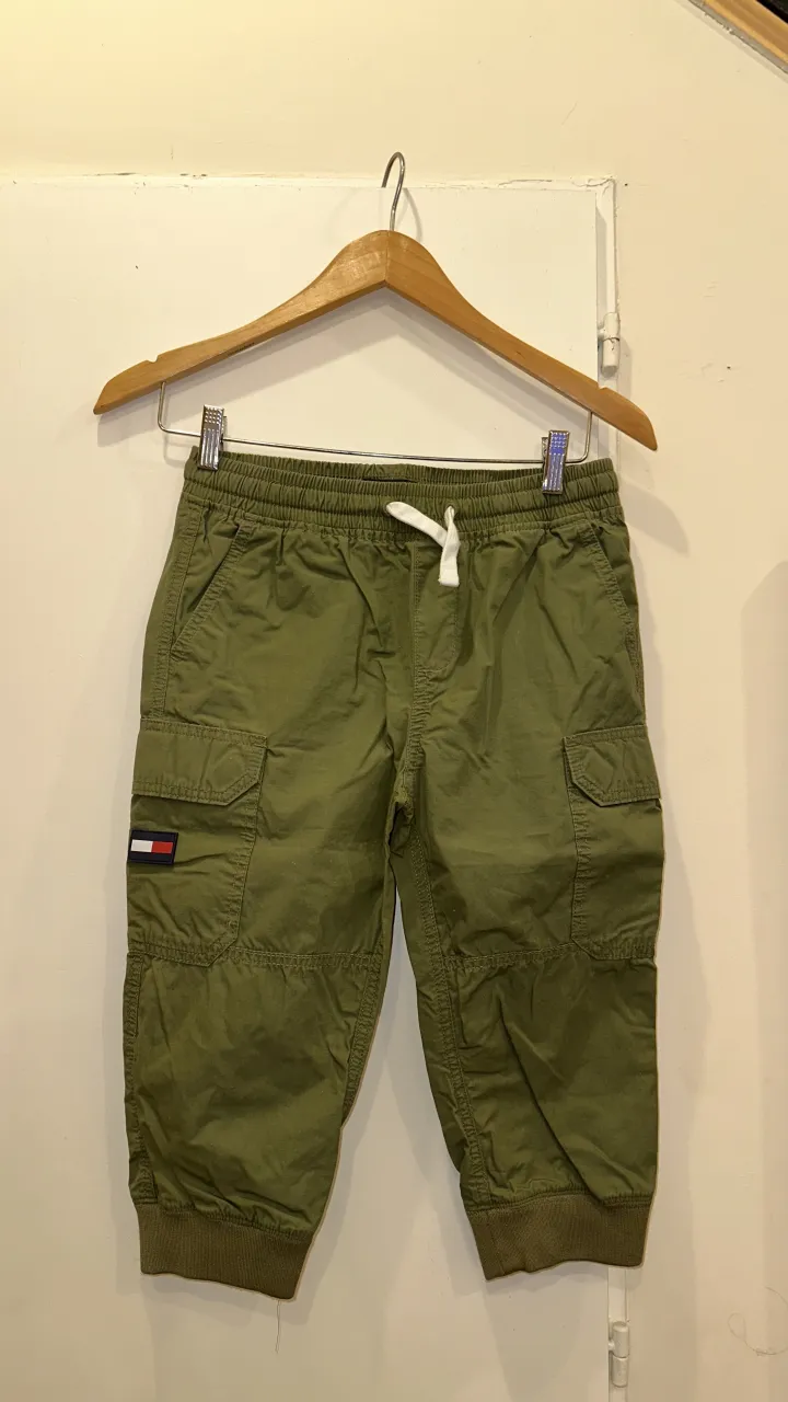 Pantalón Tommy Hilfiger · Talle 14 años / 164 cm