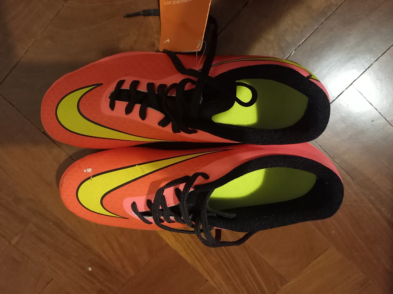 Botines Nike - imagen 1