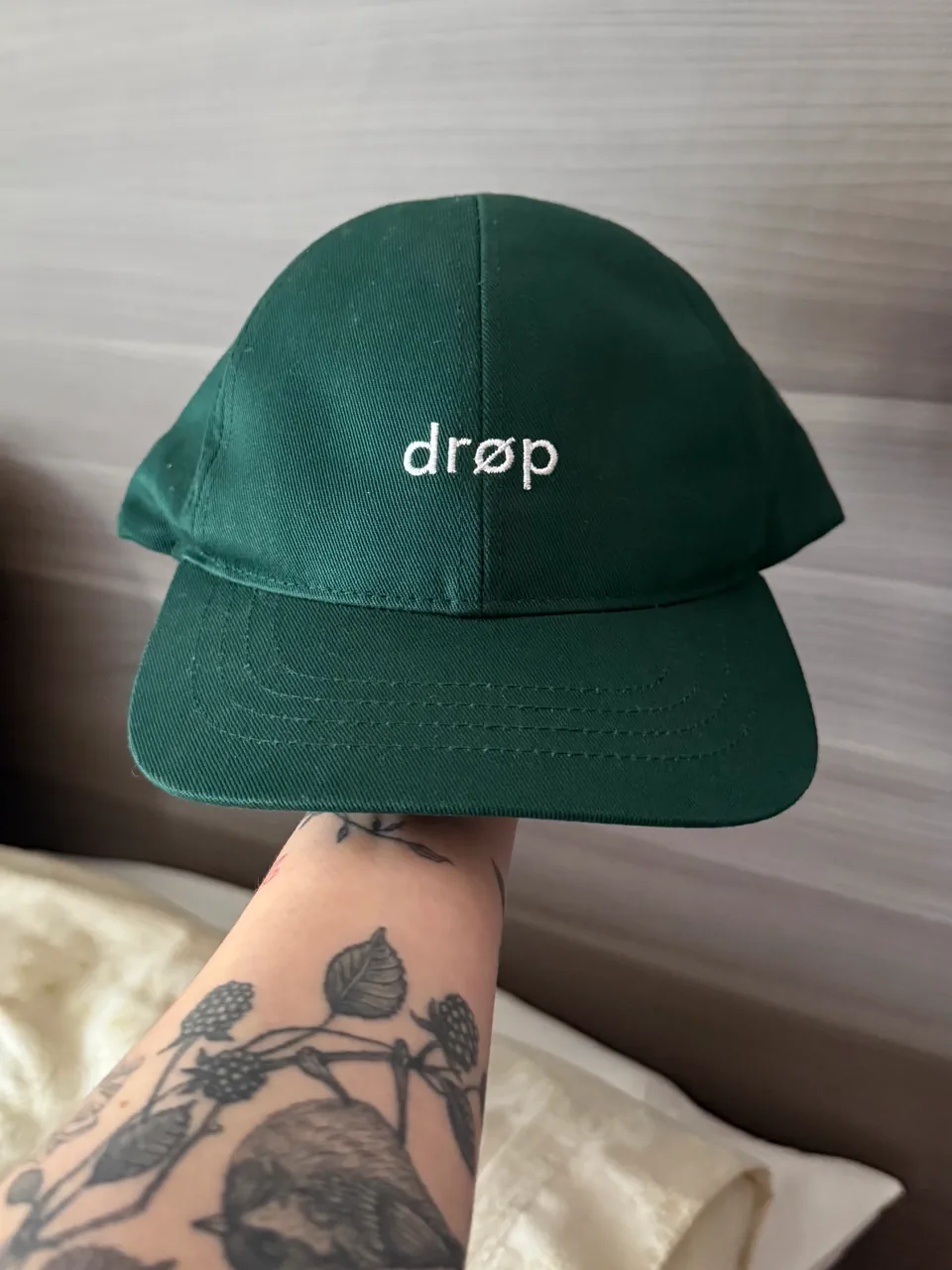 Drop denim