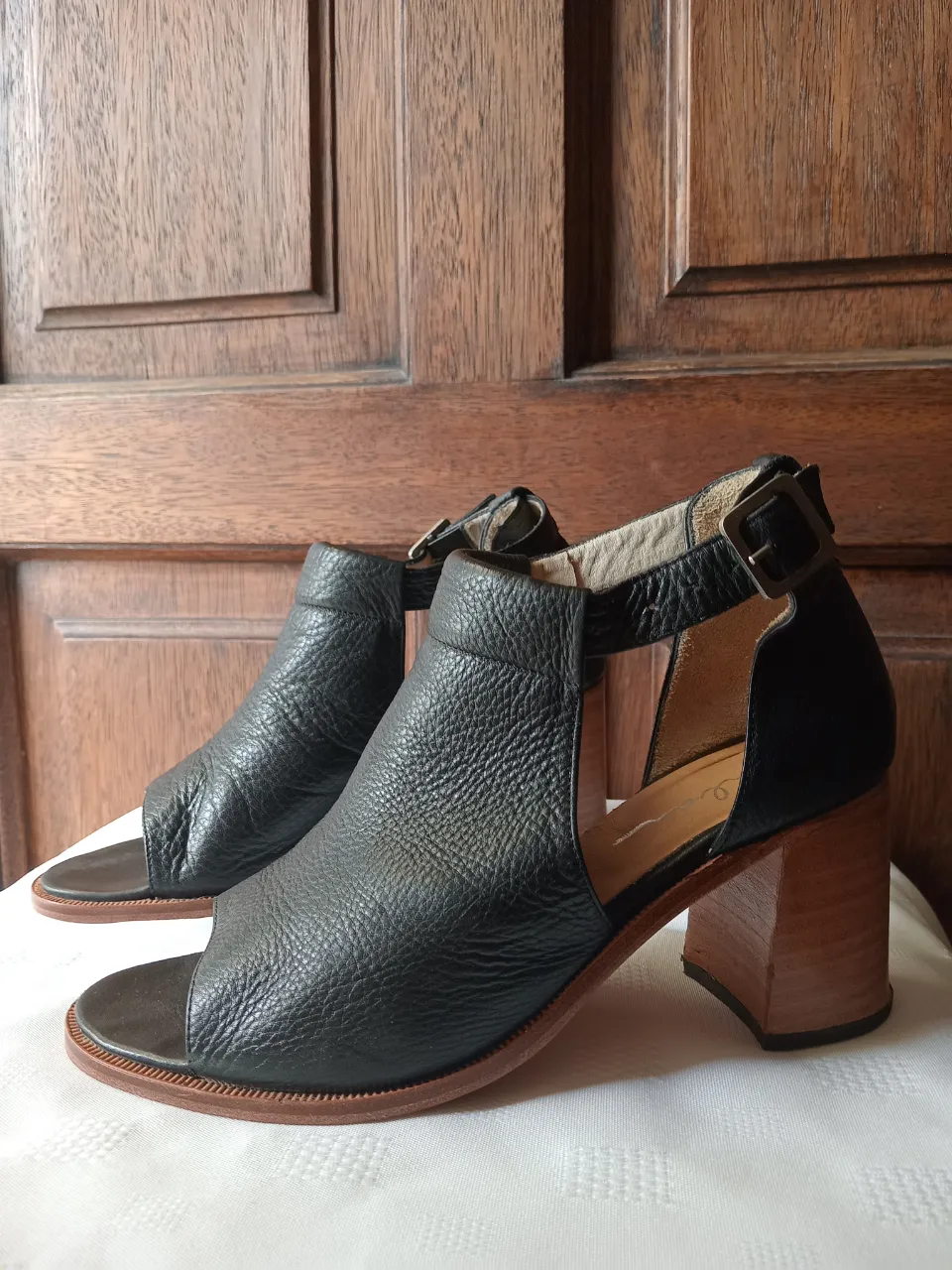 Ambar · Talle AR 38