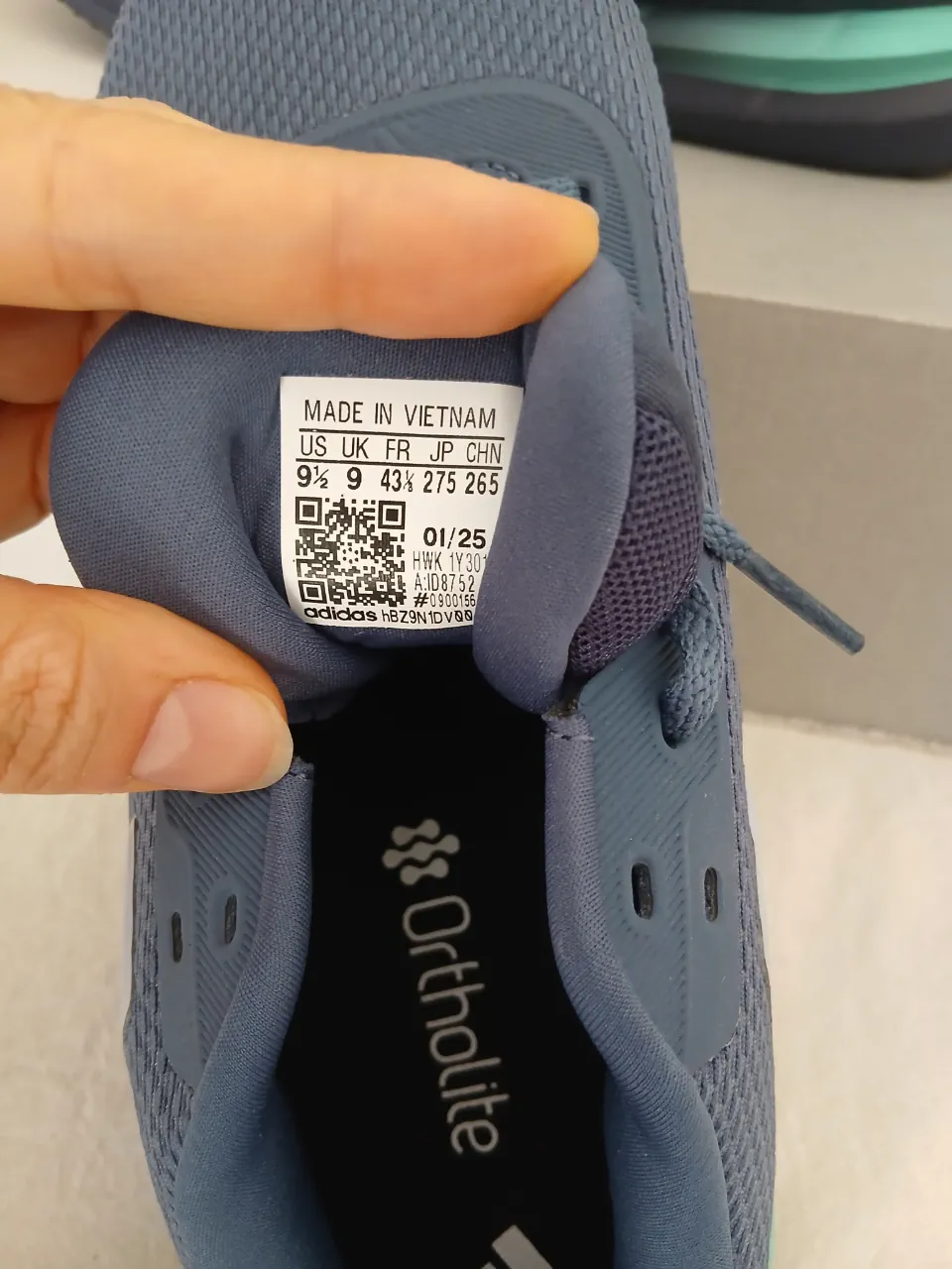 adidas · Talle US 9.5