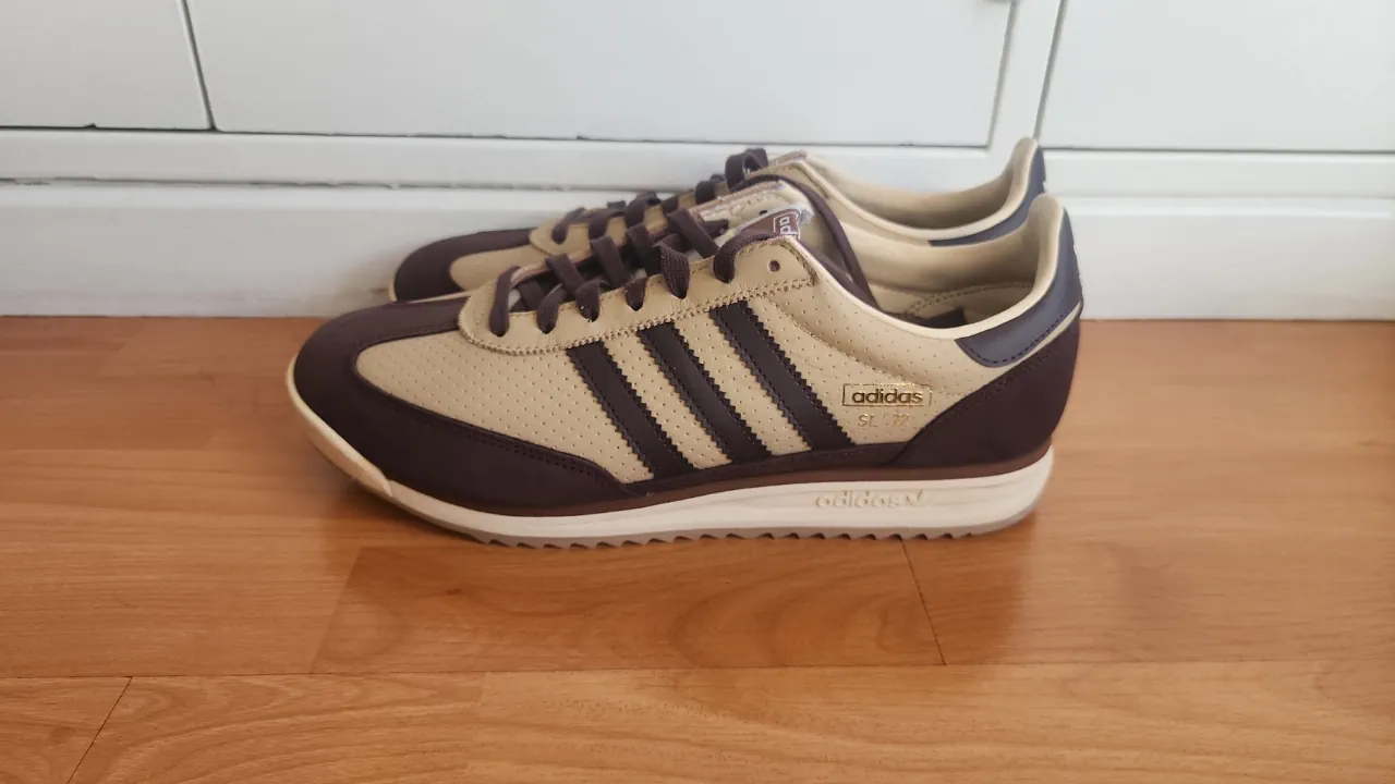 Zapatillas adidas - imagen 1