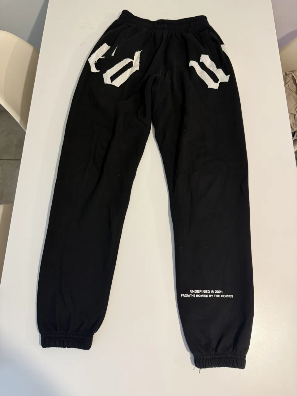 Pantalón Undefined · Talle M