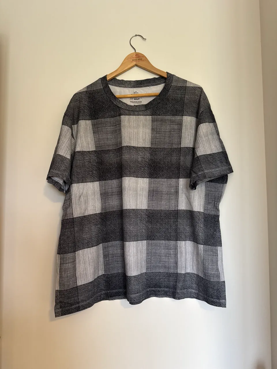 Remera Uniqlo - imagen 1