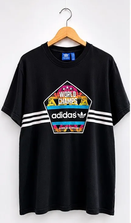Remera adidas · Talle XL