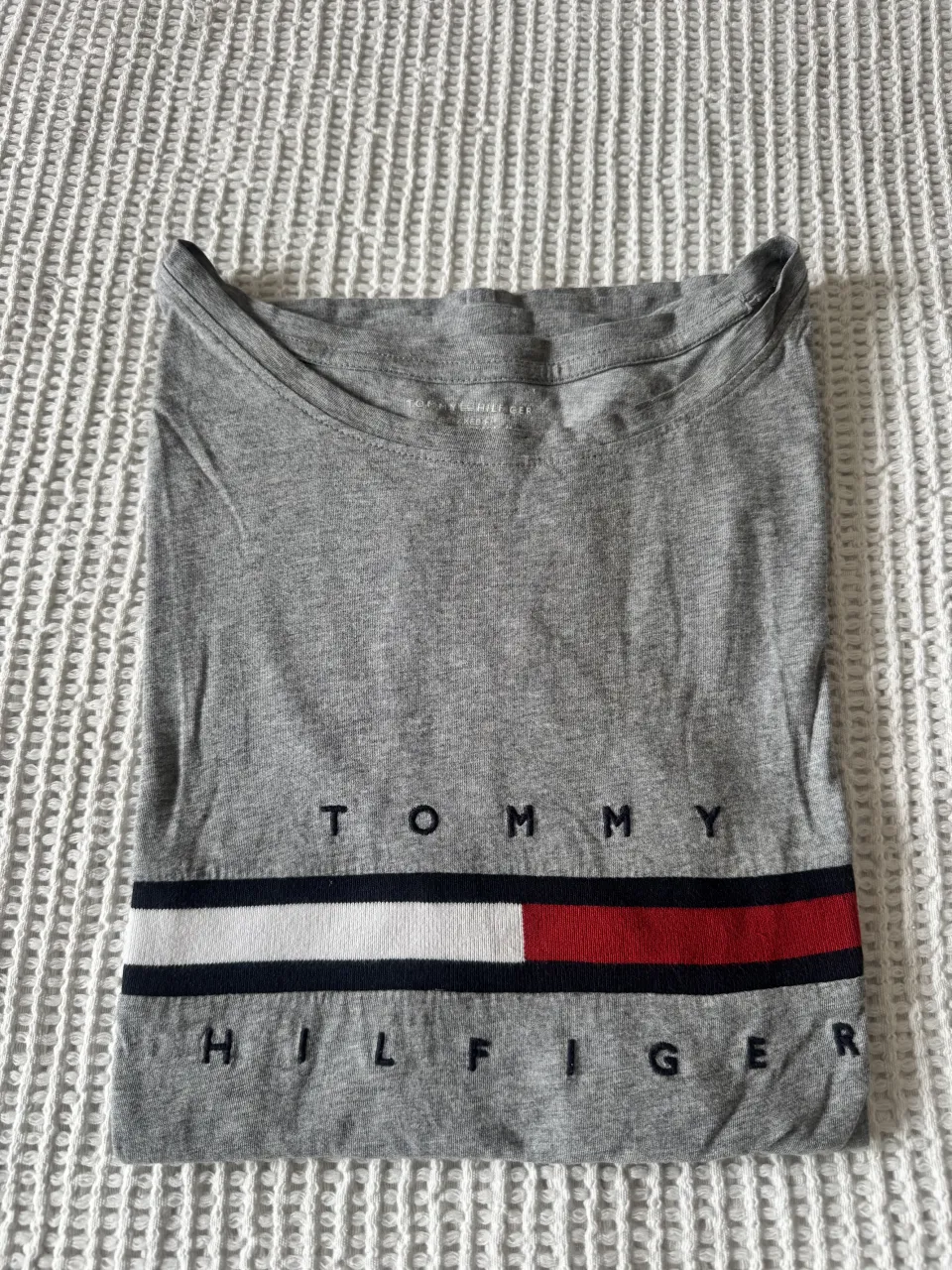 Tommy Hilfiger · Talle L