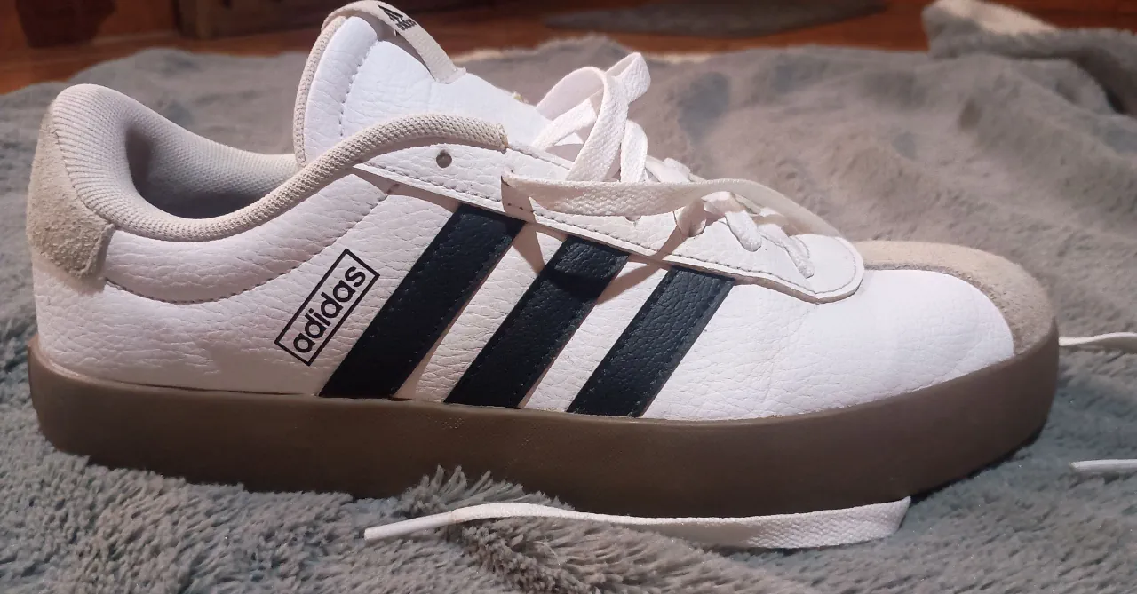 Zapatillas adidas - imagen 1