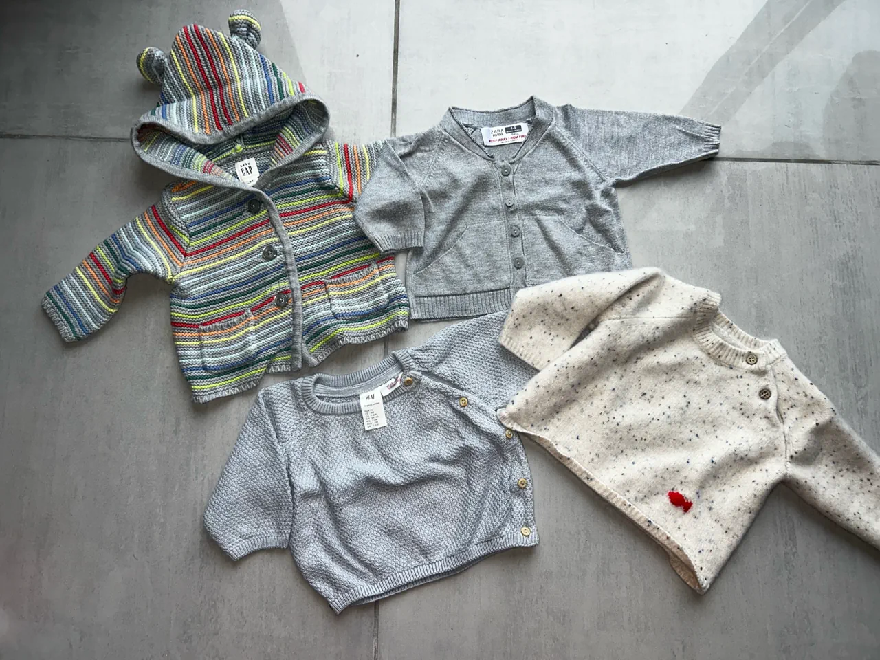 Conjunto Hym - imagen 1