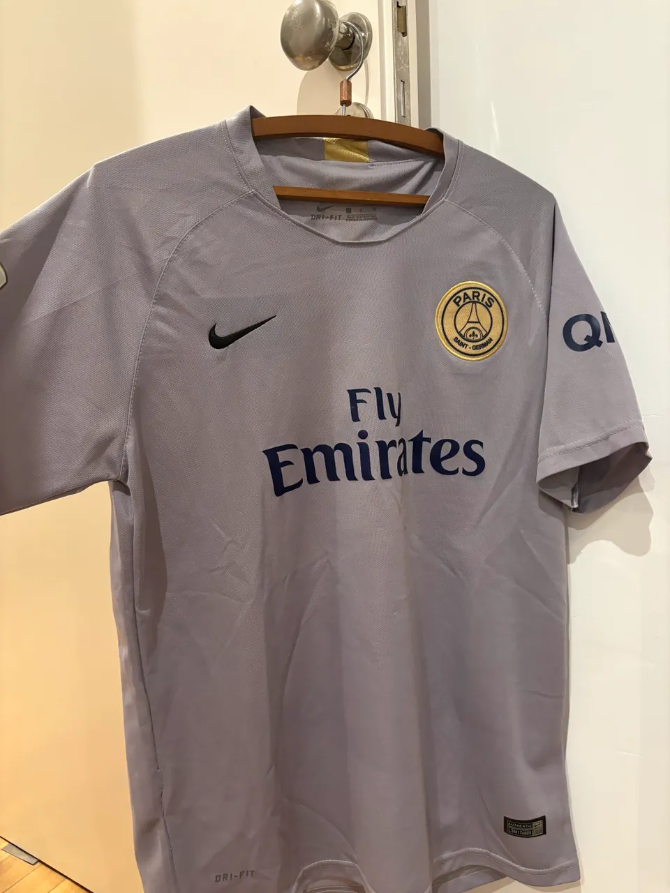 Nike · Talle L