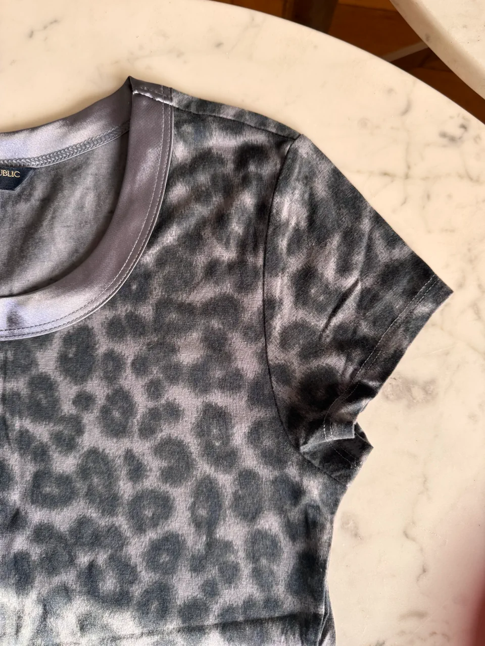 Remera Banana Republic - imagen 1