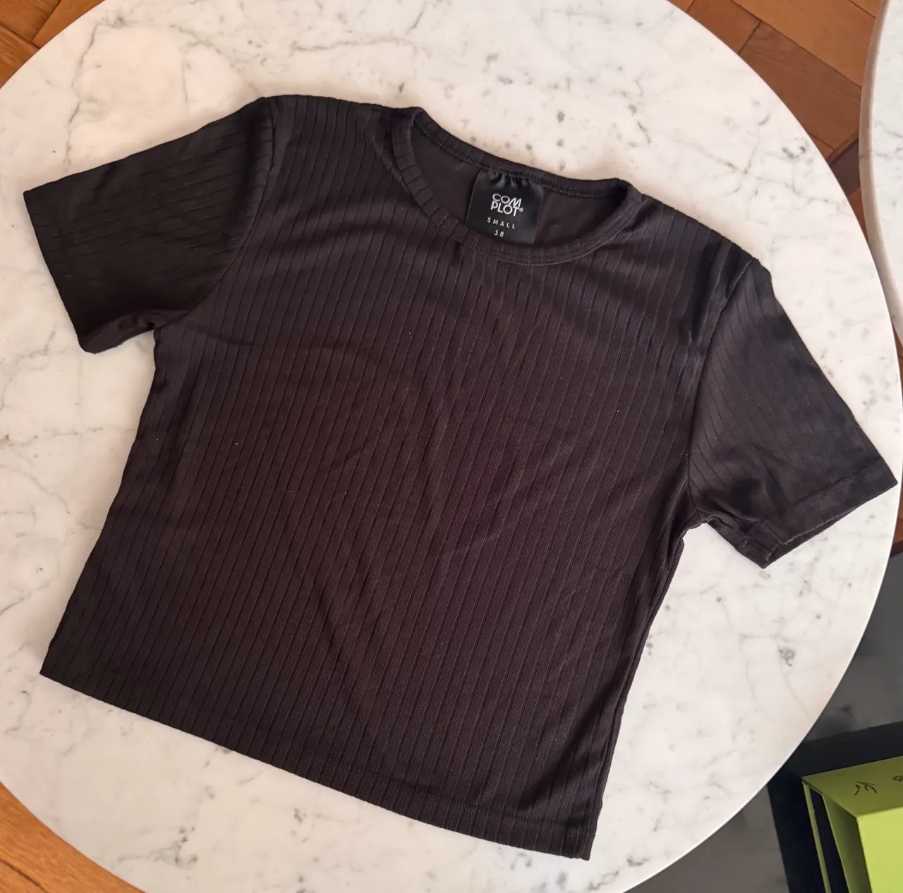 Remera Complot - imagen 1