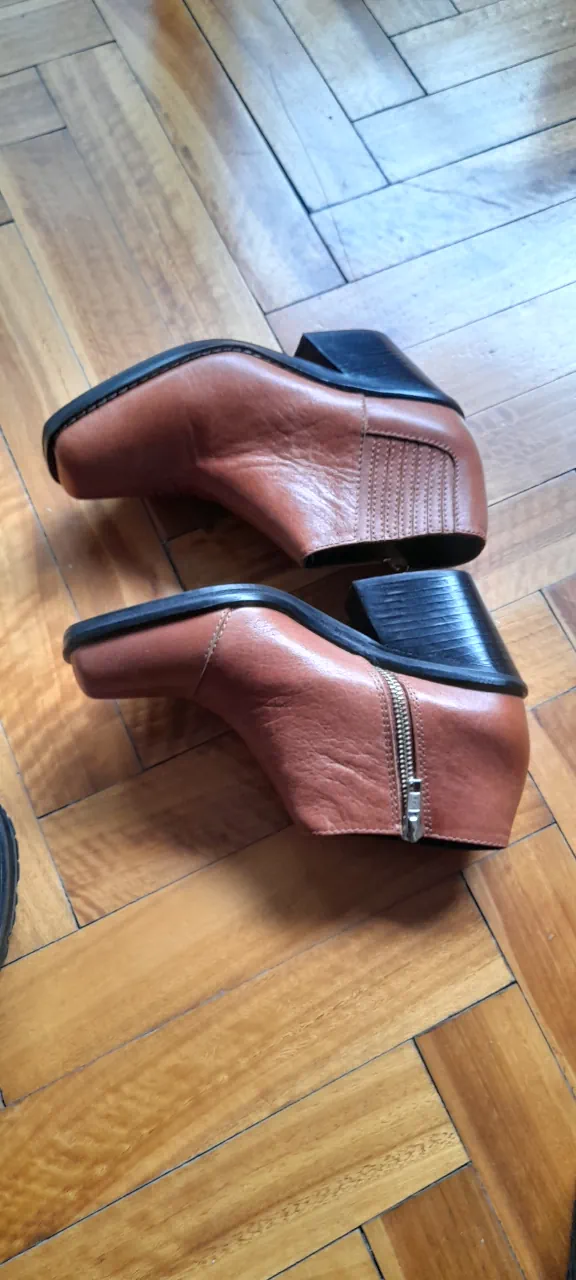 Botas Mishka · Talle AR 35