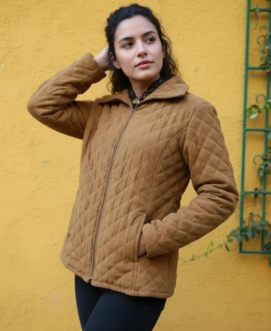 Campera A ≠ - imagen 1