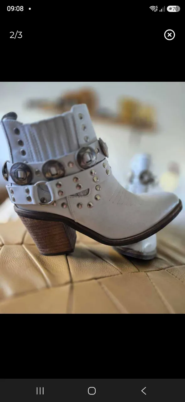 Botas a · Talle AR 39