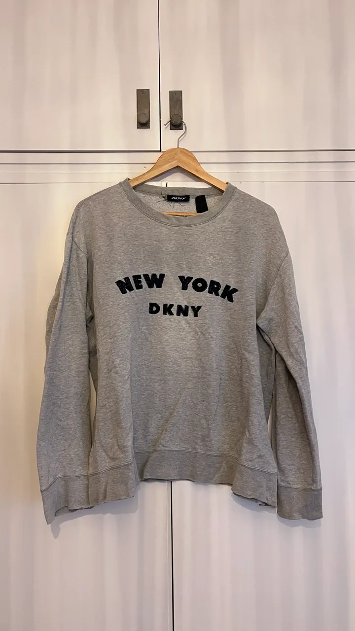 Buzo DKNY - imagen 1
