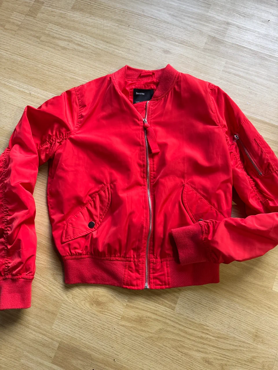Campera Bershka · Talle S