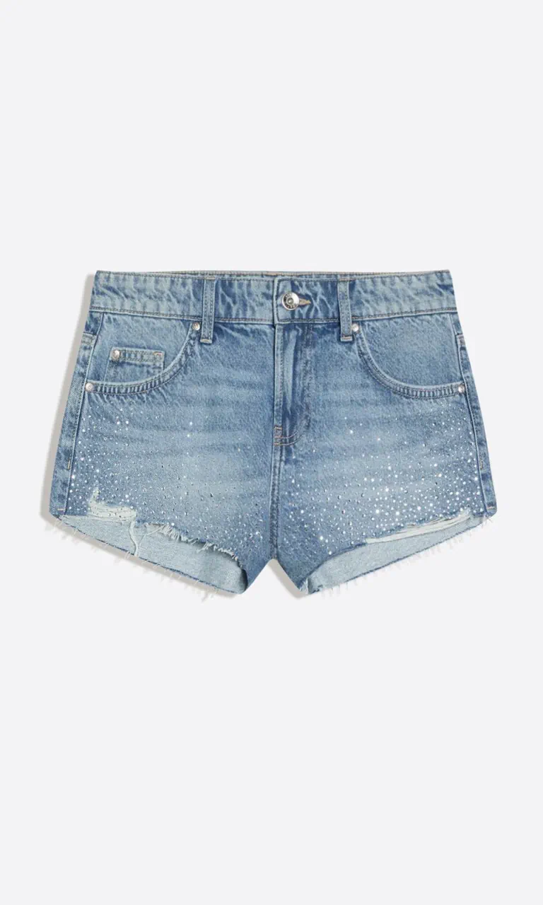 Short Bershka · Talle EU 36