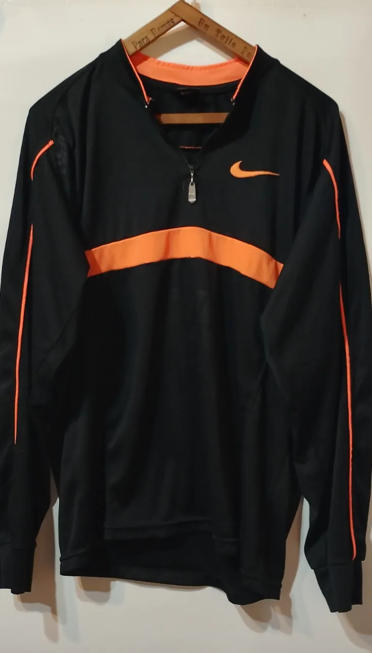 Buzo Nike - imagen 1