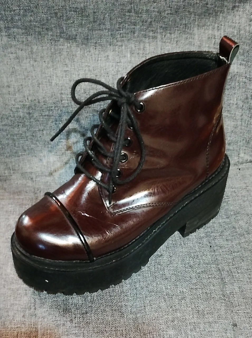 Borcegos Sarkany - imagen 1