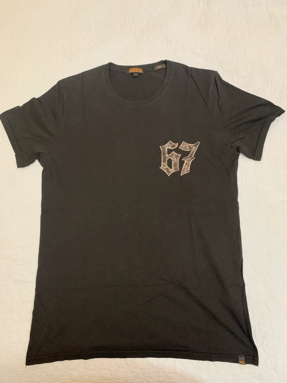 Herencia Custom Garage · Talle L