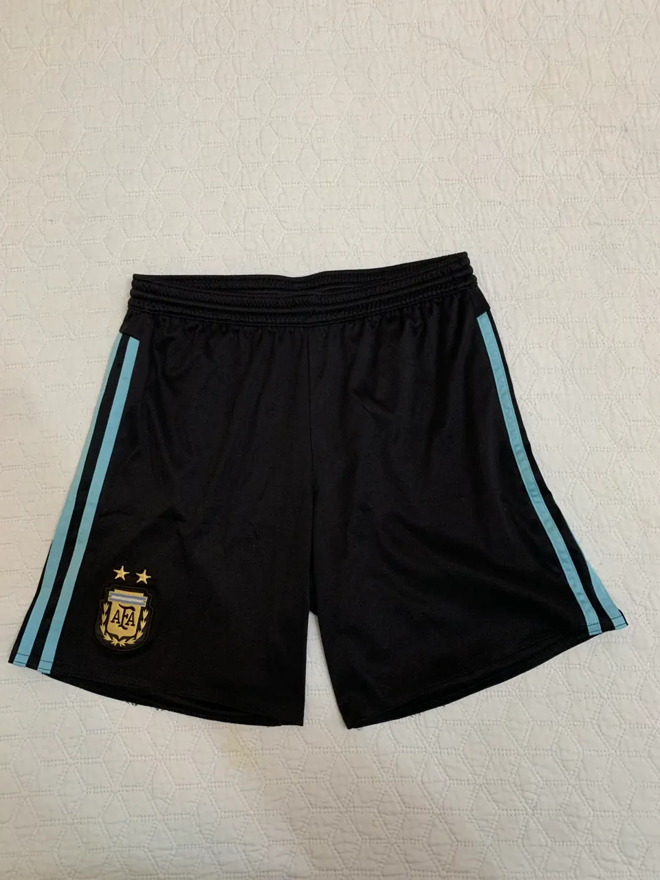 Short adidas · Talle M